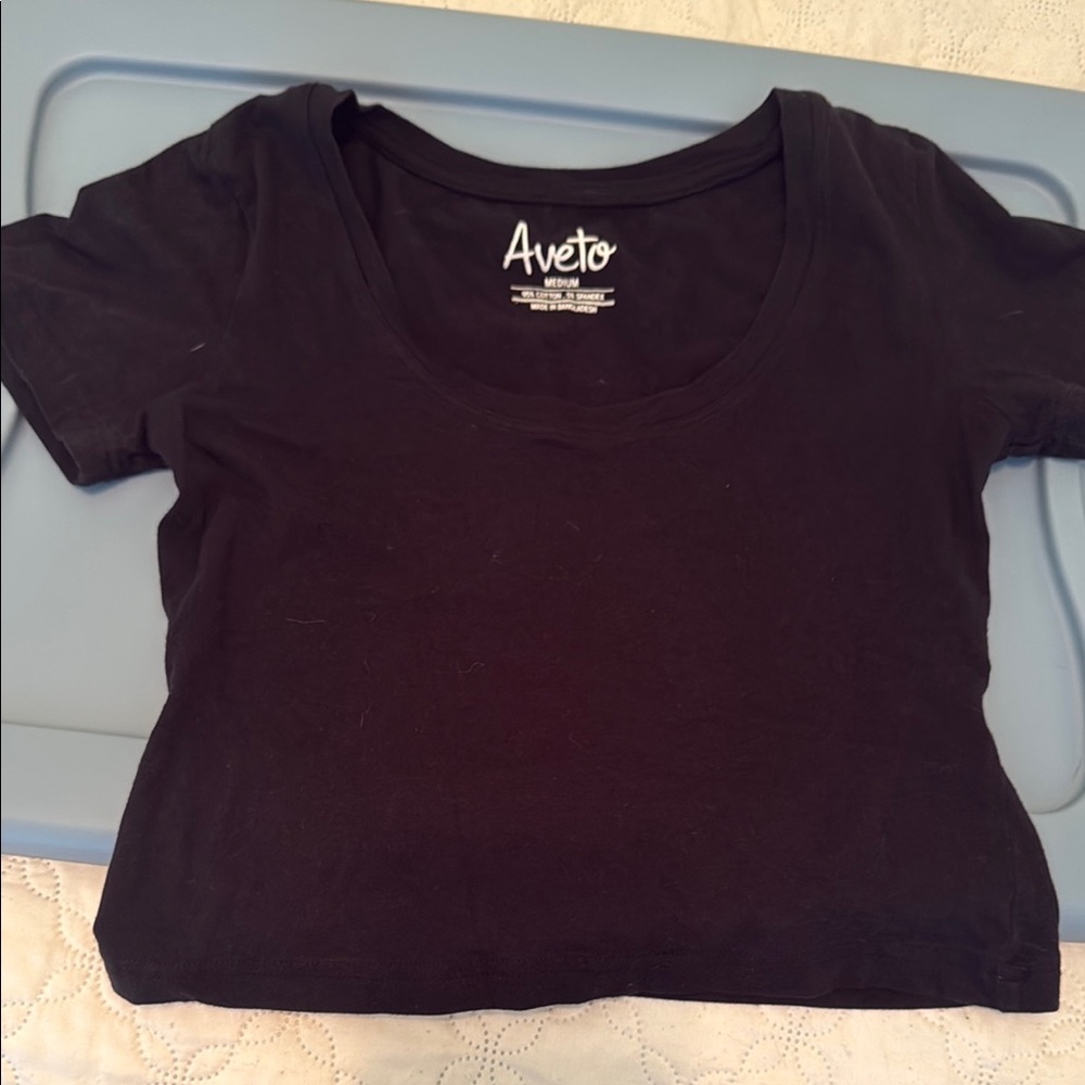 Veto Black Short Sleeve Crop T-Shirt